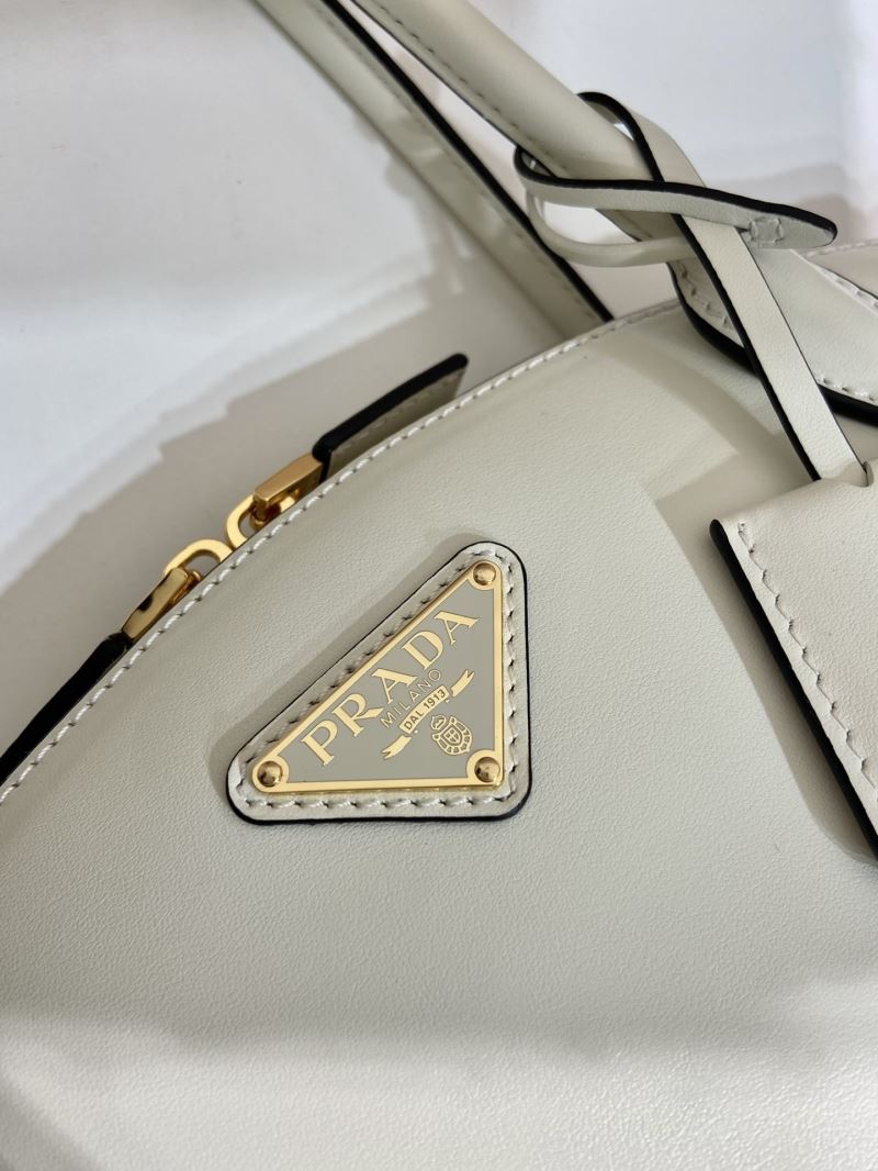 Pra*a top handle bags